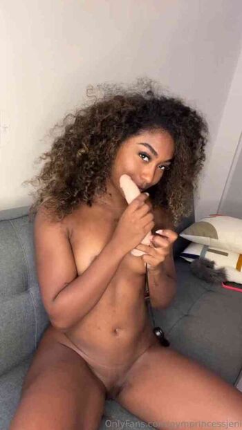 Full leaked Savannah rose private photo