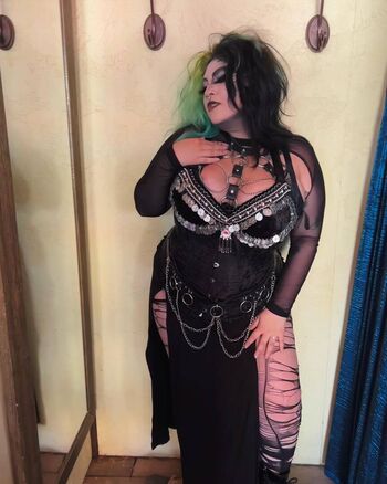 Full leaked Savannah torres private photo
