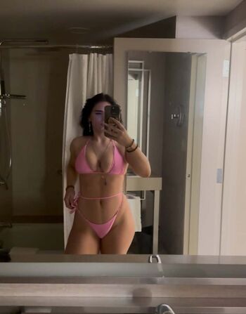 Full leaked Savliftss private photo