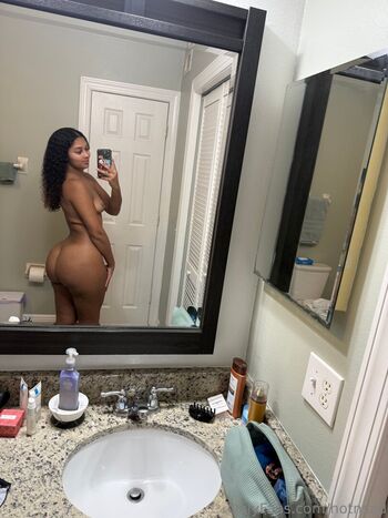 Full leaked Savzilla private photo