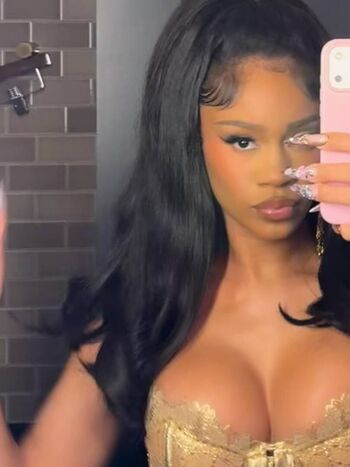 Full leaked Saweetie private photo