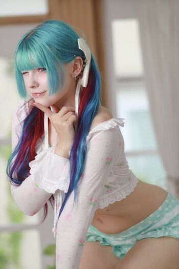 Saya Scarlet