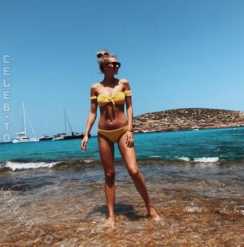Full leaked Scarlett gartmann reus private photo