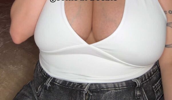 Full leaked Scarlett private photo