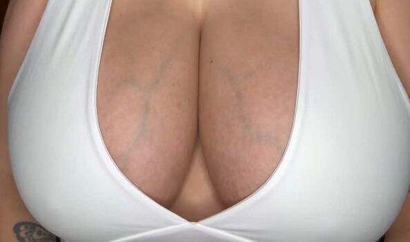 Full leaked Scarlett private photo