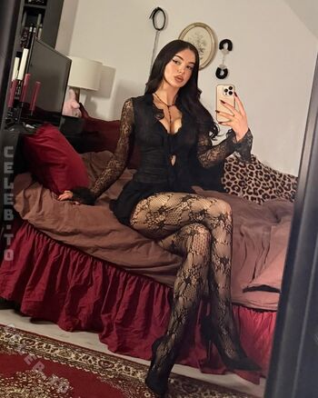 scarlettzofi
