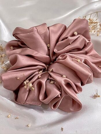 Full leaked Scrunchie private photo