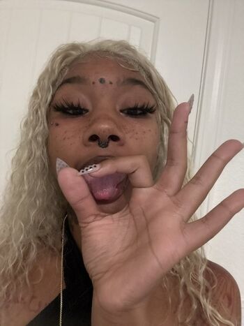 Full leaked Seenautoo private photo