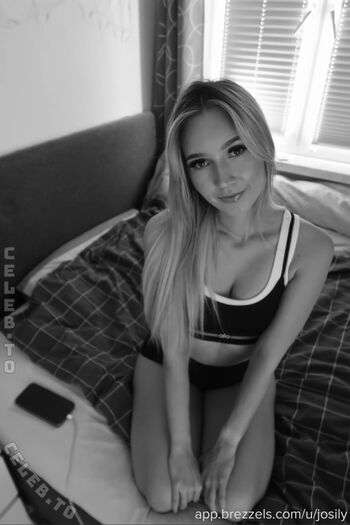 Full leaked Secret blondie private photo