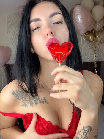 Full leaked Secretsoftiny private photo