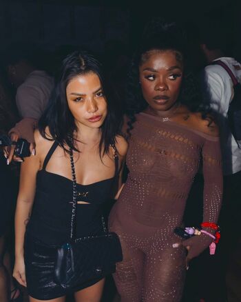 Full leaked See through private photo