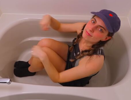 Full leaked Seerasan private photo