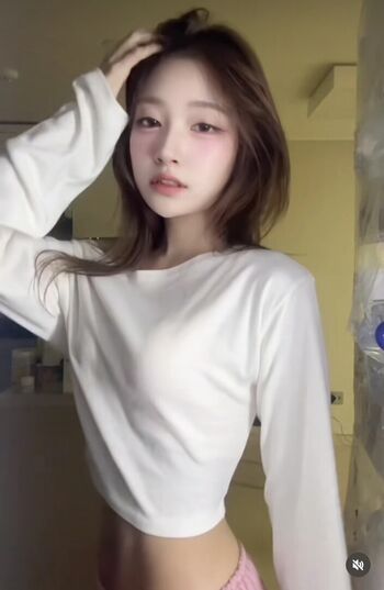 Full leaked Seeun private photo