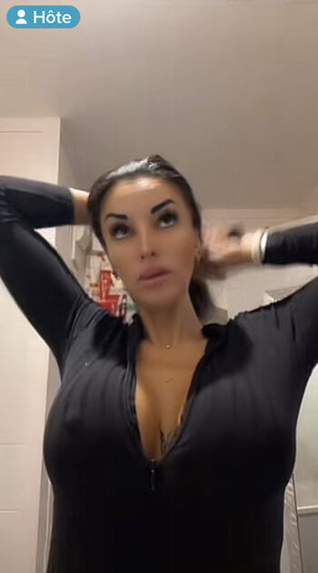 Full leaked Selatahsah private photo