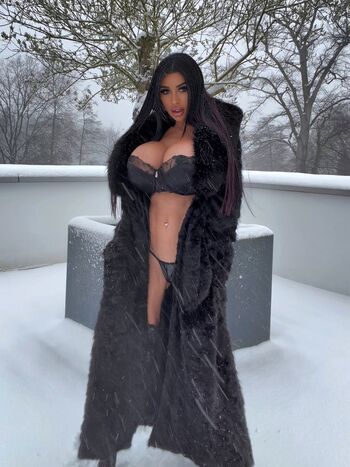 Full leaked Selena black private photo