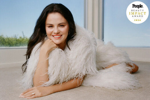 Full leaked Selena gomez  page private photo