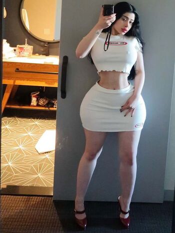 Full leaked Selenaamontoyaa private photo