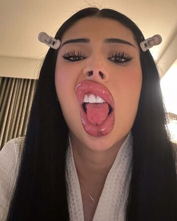Full leaked Selenaamontoyaa private photo