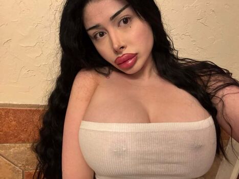 Full leaked Selenaamontoyaa private photo