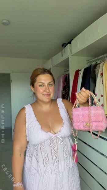 Full leaked Selfiesandra private photo