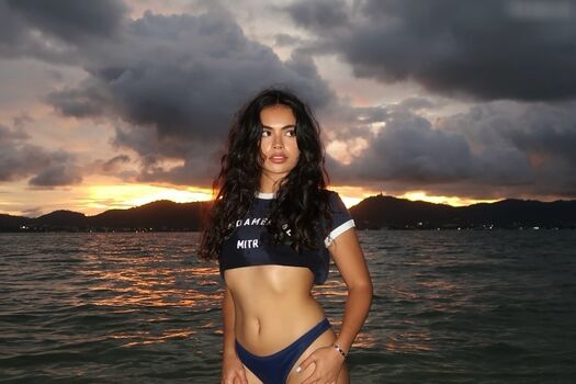 Full leaked Selina mour private photo