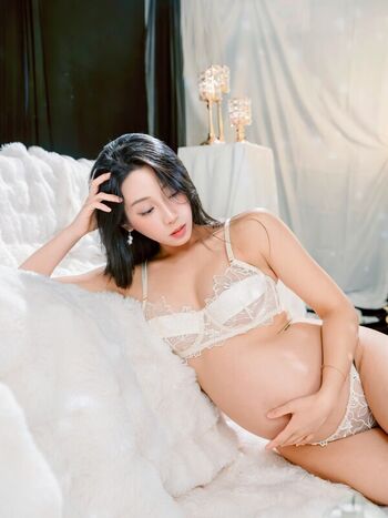 Full leaked Selinamimi private photo