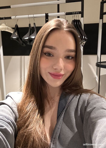 Full leaked Selti private photo