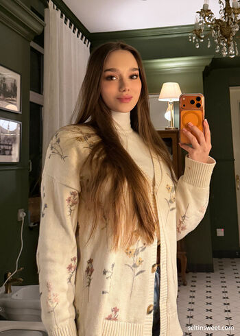 Full leaked Seltinsweet page private photo