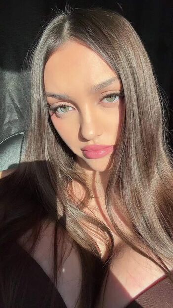 Full leaked Senyahardin  page private photo