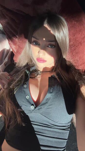 Full leaked Senyahardin private photo