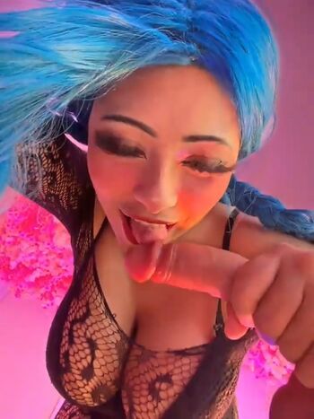 Full leaked Seraphine private photo