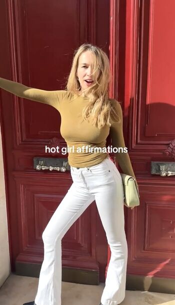 Full leaked Serena skybourne private photo