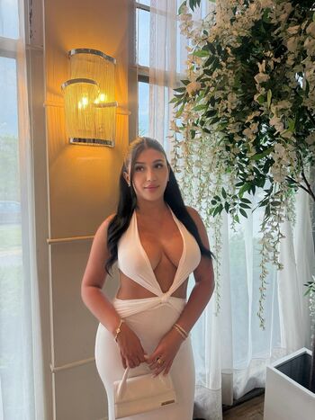 Full leaked Serenaaz private photo