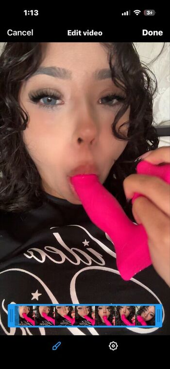Full leaked Serenasums private photo