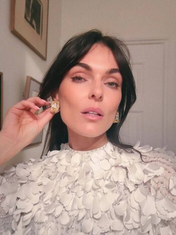 Full leaked Serinda swan private photo