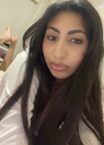 Full leaked Servesyra private photo