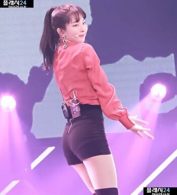Full leaked Seulgi page private photo