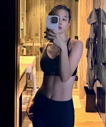 Full leaked Seulgi page private photo