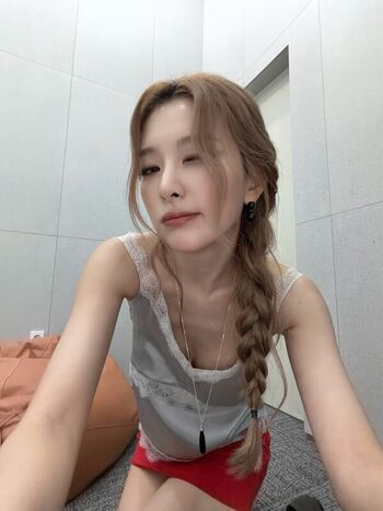 Full leaked Seulgi page private photo
