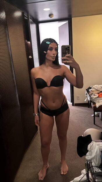 Full leaked Sevdaliza private photo