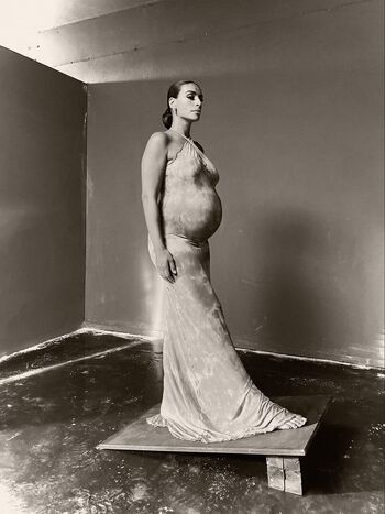 Full leaked Sevdaliza private photo