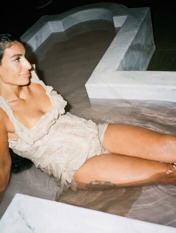 Full leaked Sevdaliza private photo