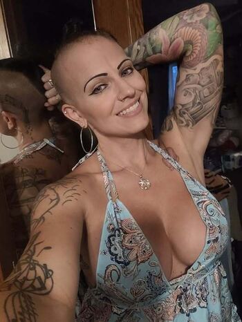 Full leaked Sexy workout babe private photo