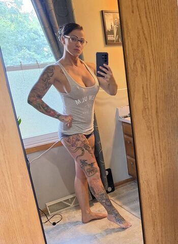 Full leaked Sexy workout babe private photo