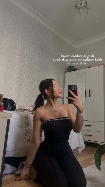 Full leaked Seymaugurr page private photo