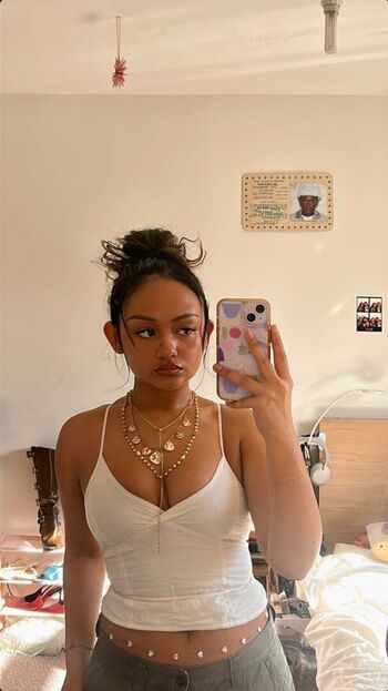 Full leaked Sha soraya private photo