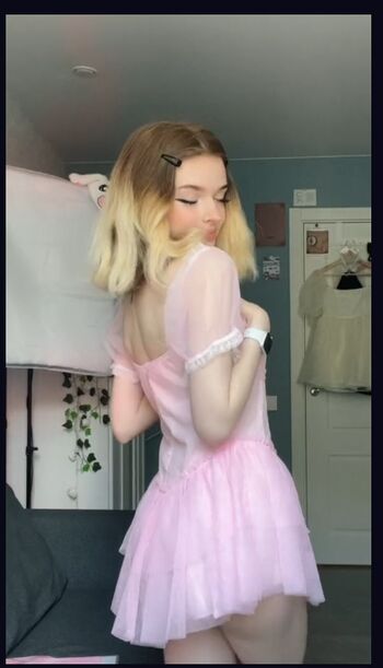 Full leaked Shadsi private photo