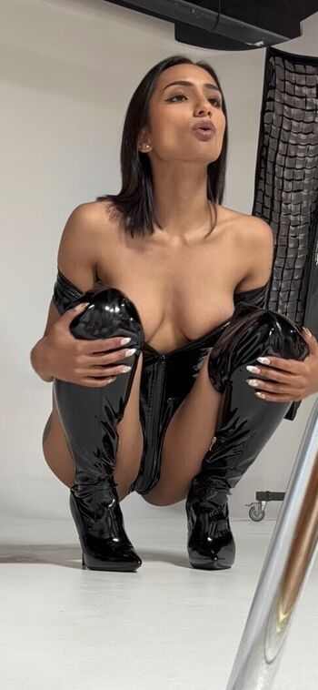 Full leaked Shaghana doyle private photo