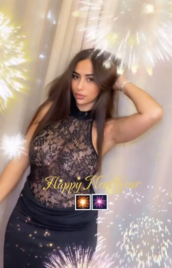 Full leaked Shainaaa page private photo