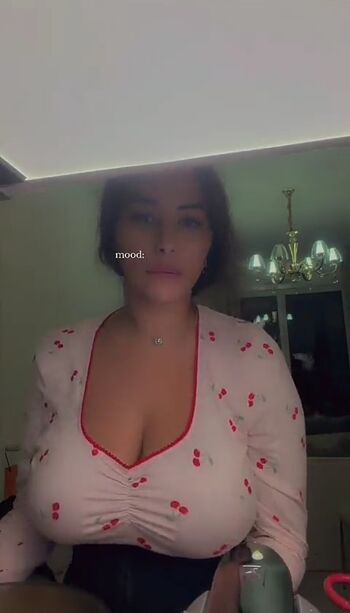 Full leaked Shainaaa private photo
